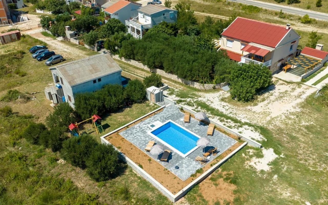 Family Friendly Apartments With A Swimming Pool Rtina - Stosici, Zadar - 21450 エクステリア 写真